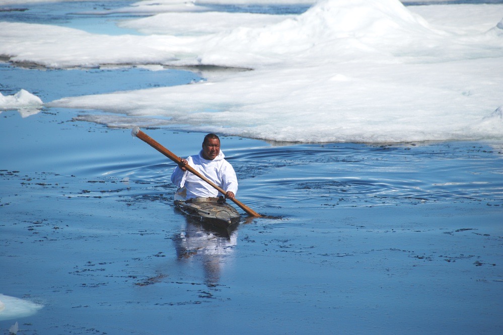 Старинные инуитские морские каяки служат и сегодня